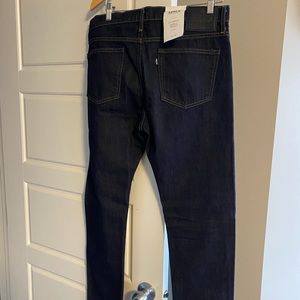 Levi’s Skinny Raw Denim Unworn 34x34 fits a size smaller.